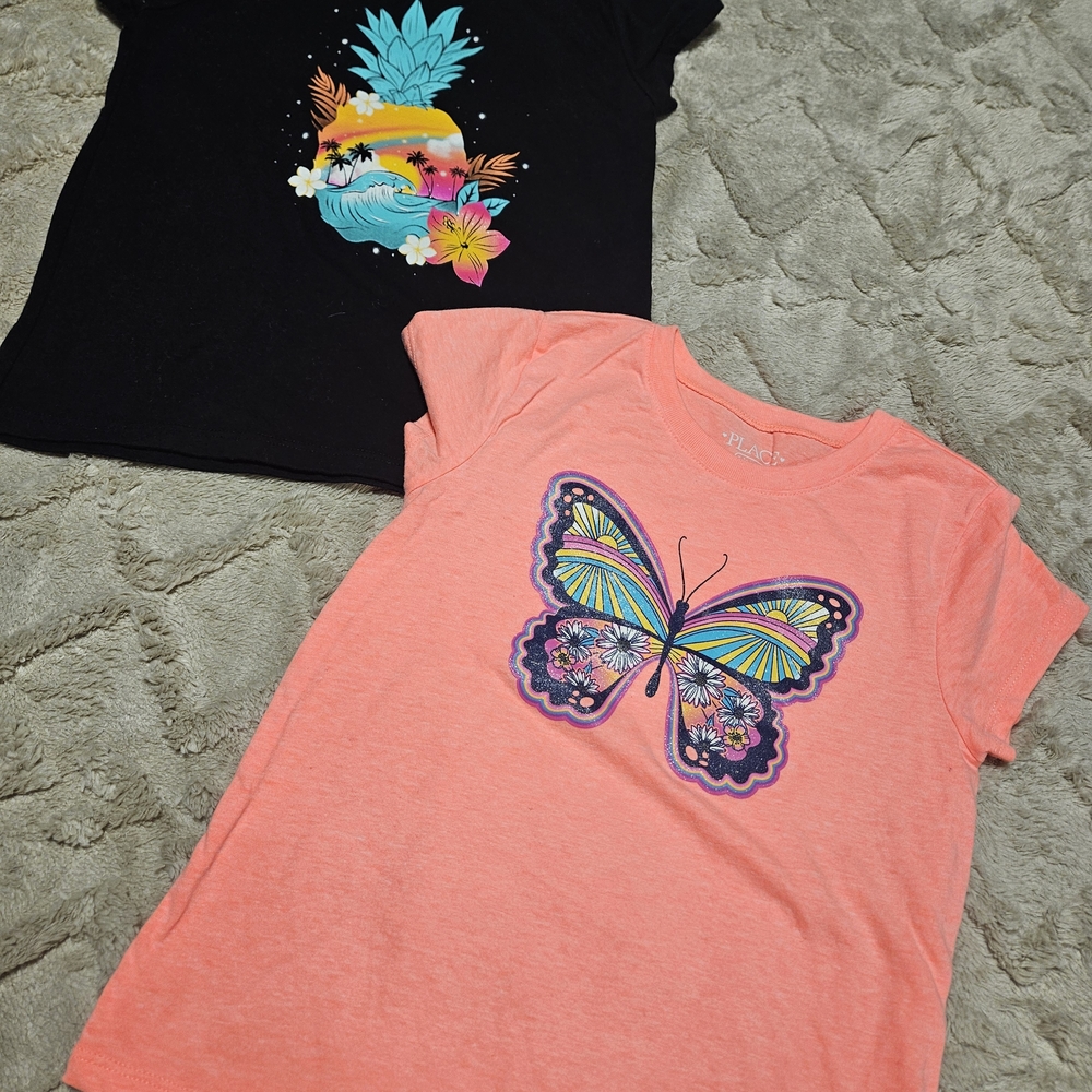 The Children's Place Coral and Black Graphic Tees